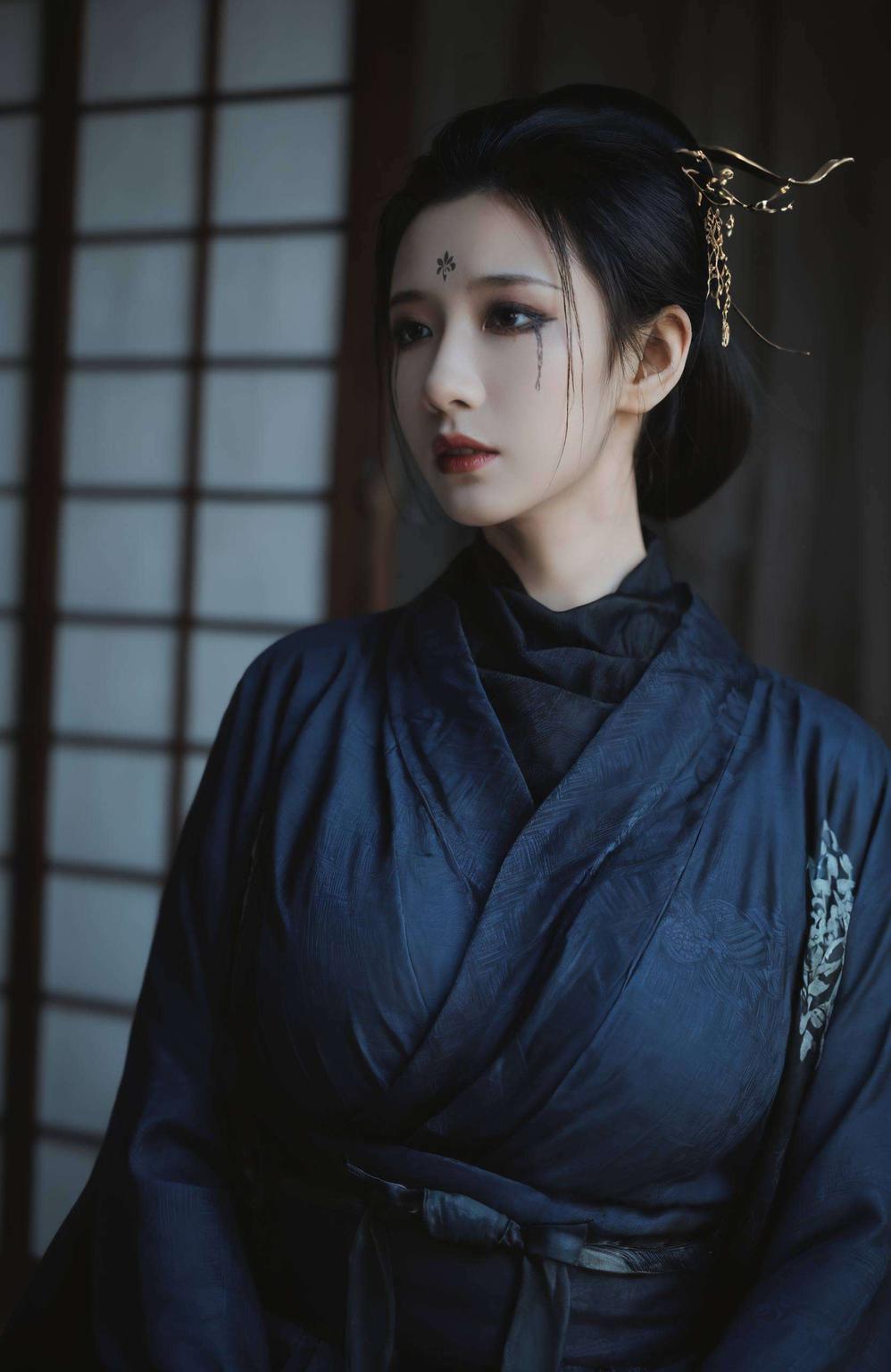 高清炫彩感受细腻情感与极致画质的双重震撼！